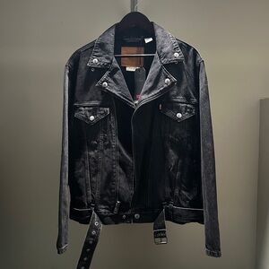 Rare Edgy Levi’s Denim Jacket